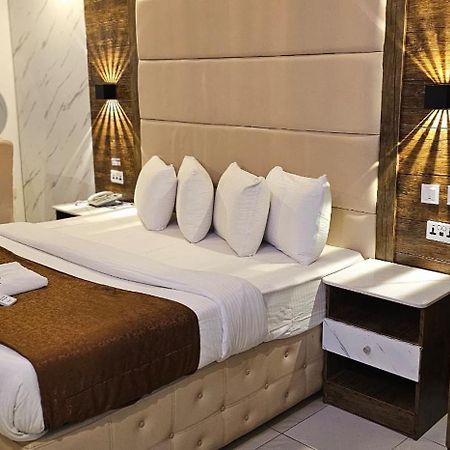 Presken Hotels Ikoyi Lagos Exterior photo